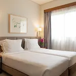 Dom Carlos Park מלון 3*