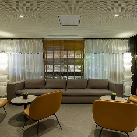 Dom Carlos Park מלון 3*