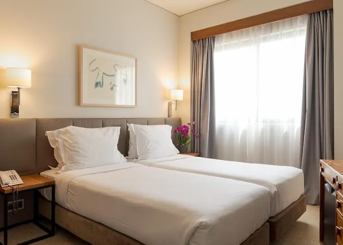 Dom Carlos Park Ξενοδοχείο 3*