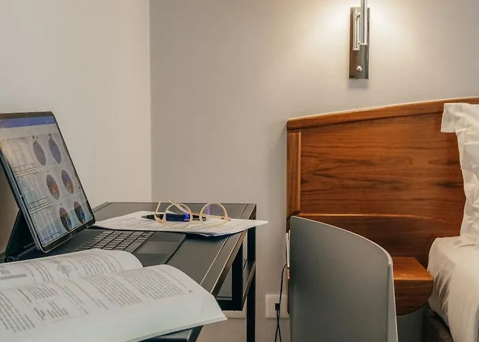 Dom Carlos Park Ξενοδοχείο