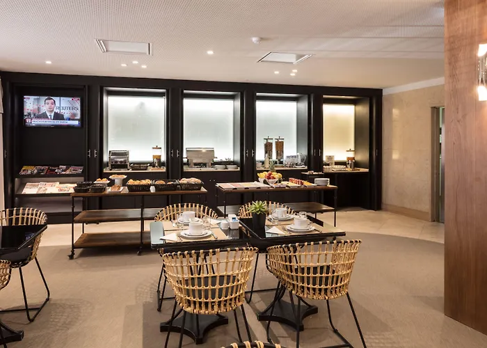 Dom Carlos Park Ξενοδοχείο 3*