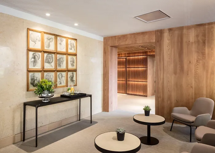 Ξενοδοχείο Dom Carlos Park 3*